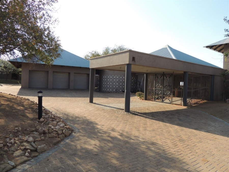 5 Bedroom Property for Sale in Phalaborwa Rural Limpopo