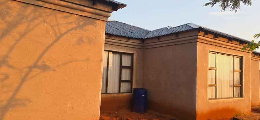 4 Bedroom Property for Sale in Makonde Limpopo