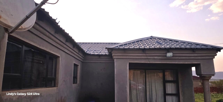 4 Bedroom Property for Sale in Makonde Limpopo