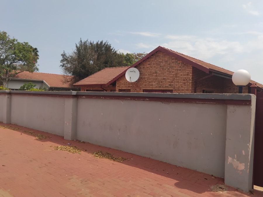 3 Bedroom Property for Sale in Flora Park Limpopo