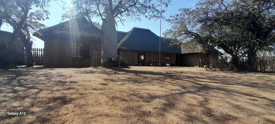 2 Bedroom Property for Sale in Myngenoegen A H Limpopo