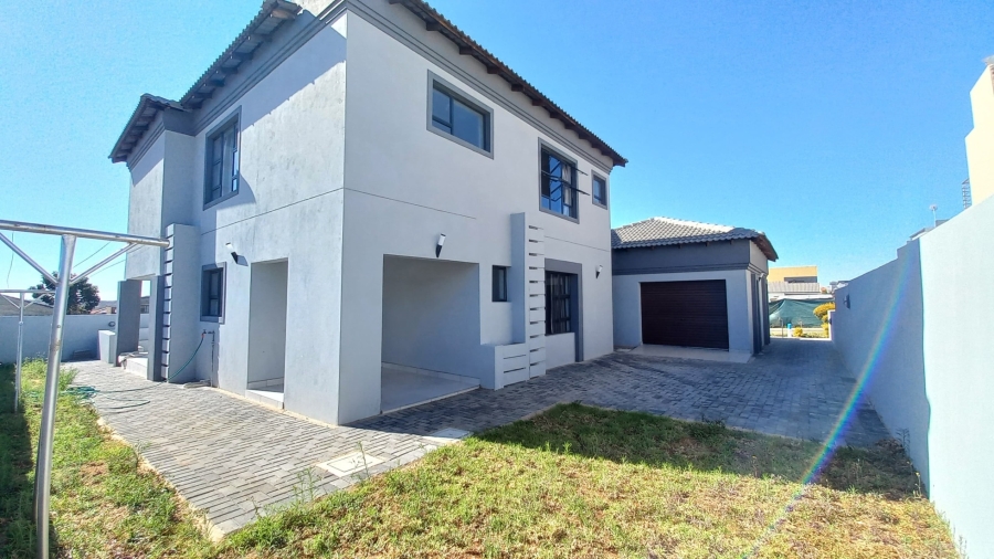 4 Bedroom Property for Sale in Bendor Limpopo