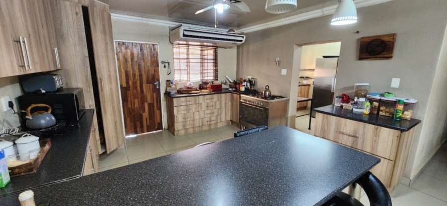 12 Bedroom Property for Sale in Koedoeskop Limpopo