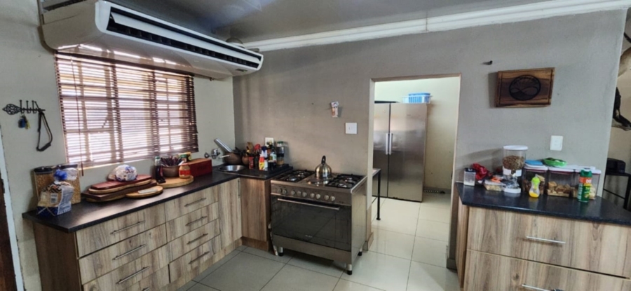 12 Bedroom Property for Sale in Koedoeskop Limpopo