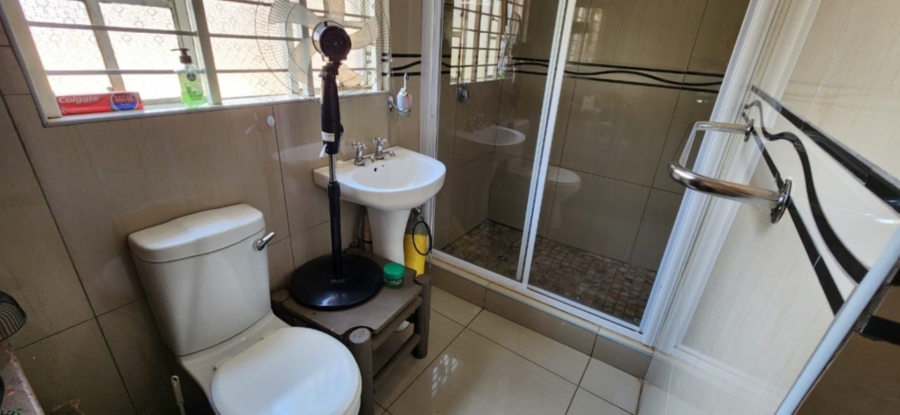 12 Bedroom Property for Sale in Koedoeskop Limpopo