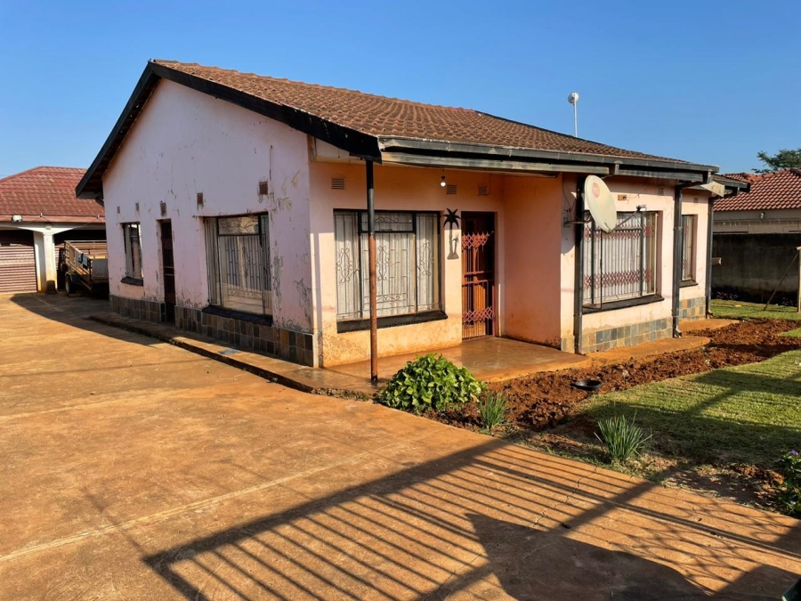 4 Bedroom Property for Sale in Thohoyandou Limpopo