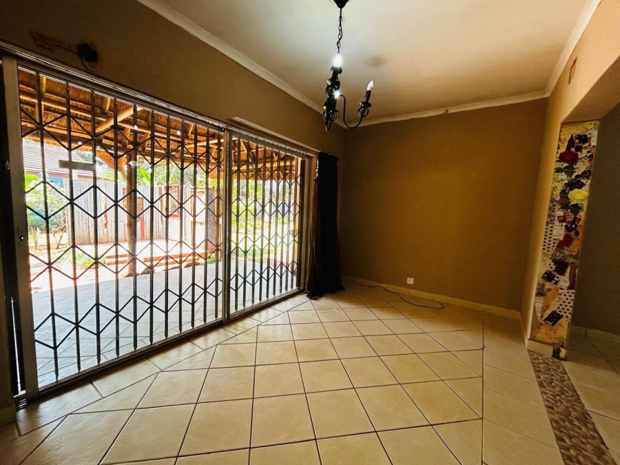 4 Bedroom Property for Sale in Chroompark Limpopo