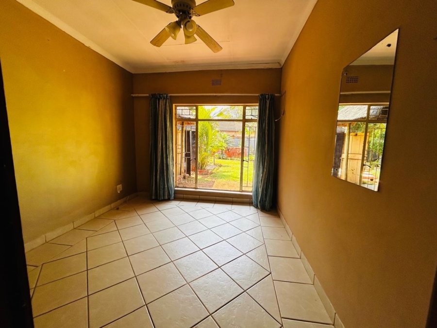 4 Bedroom Property for Sale in Chroompark Limpopo