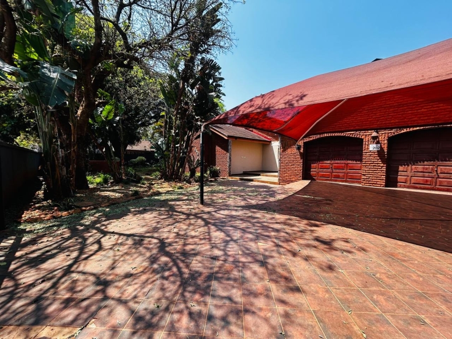 4 Bedroom Property for Sale in Chroompark Limpopo