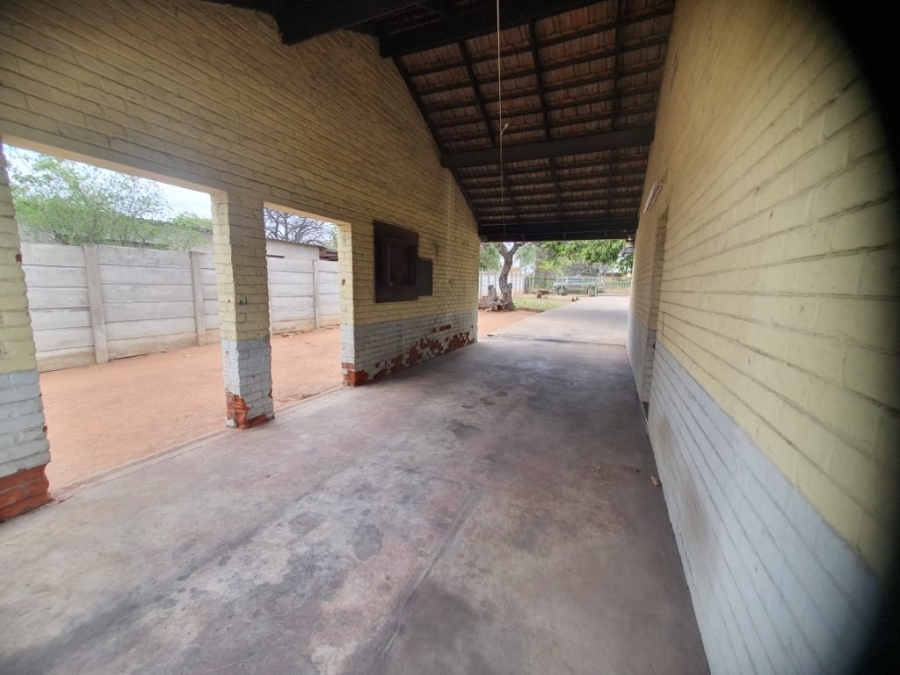 4 Bedroom Property for Sale in Phalaborwa Limpopo