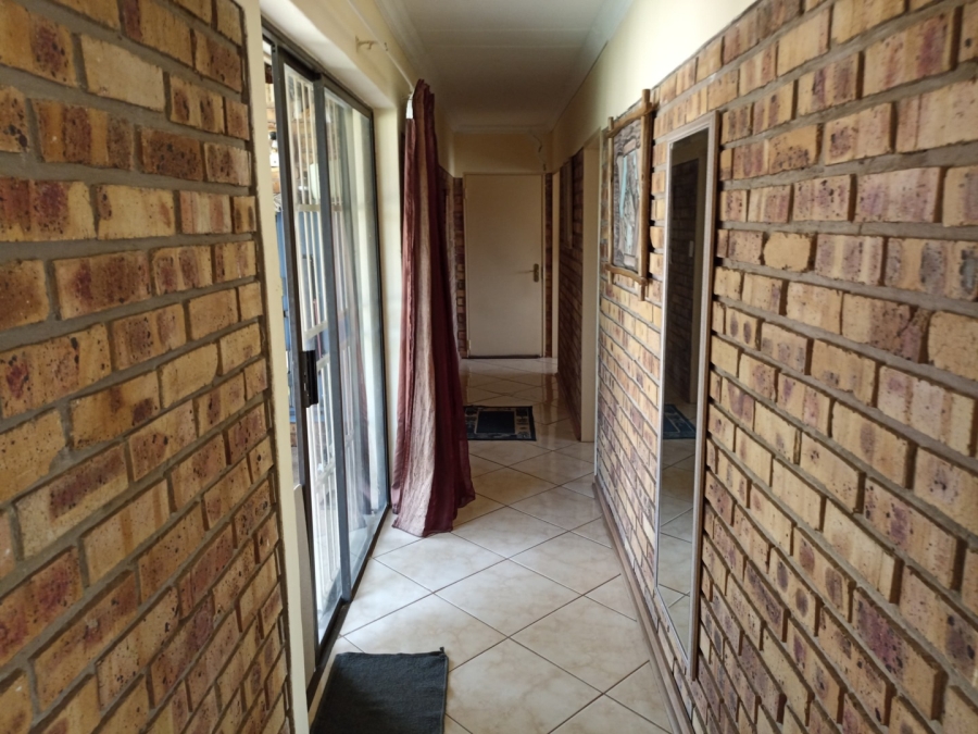 6 Bedroom Property for Sale in Bela Bela Limpopo