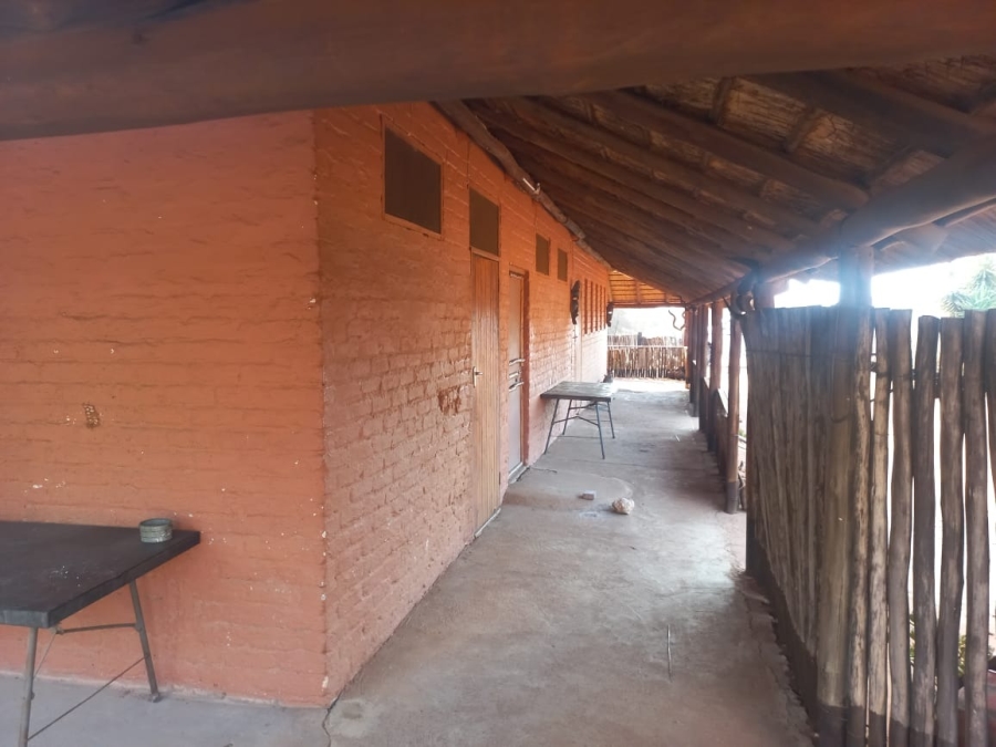 4 Bedroom Property for Sale in Kalkfontein A H Limpopo