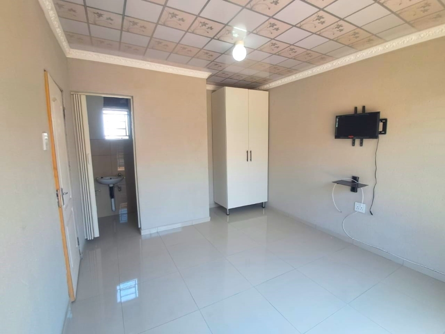 To Let 1 Bedroom Property for Rent in Bochum Limpopo