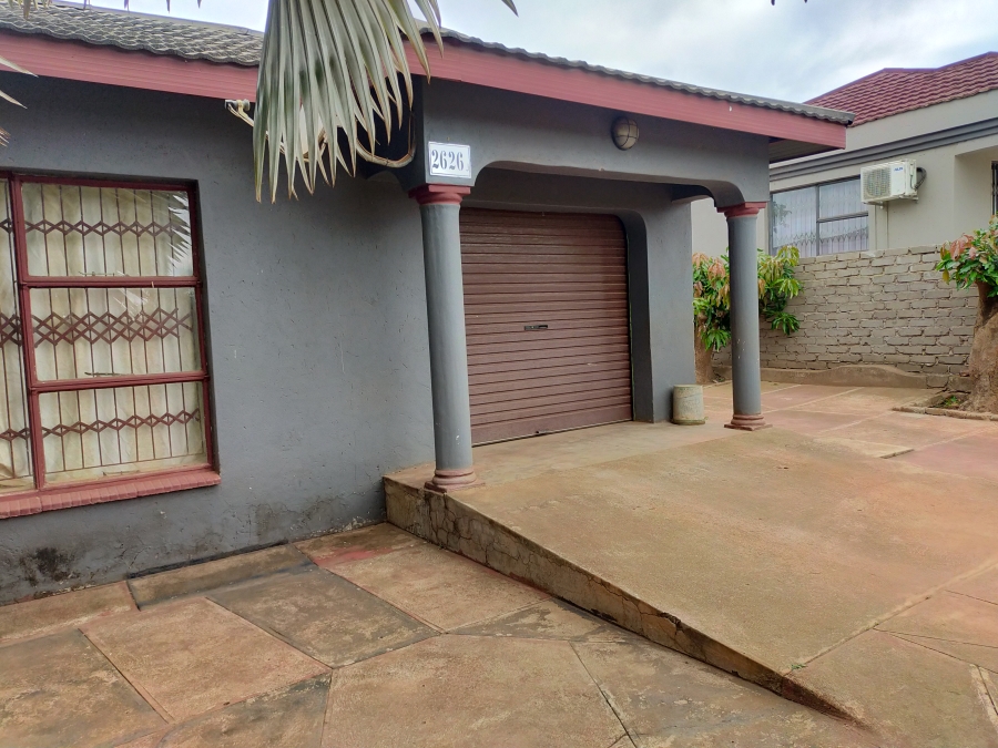 5 Bedroom Property for Sale in Muledane Limpopo