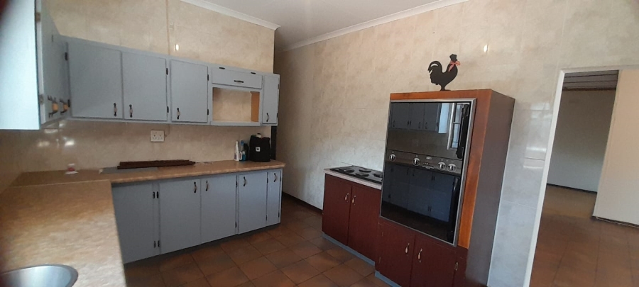 To Let 3 Bedroom Property for Rent in Impala Park Limpopo