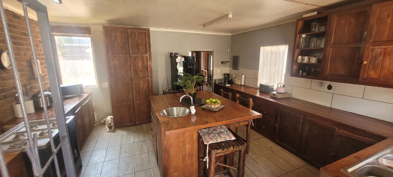 5 Bedroom Property for Sale in Trim Park Limpopo