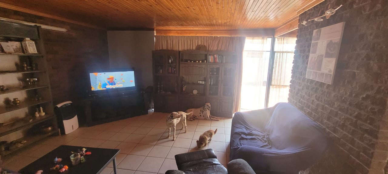 5 Bedroom Property for Sale in Trim Park Limpopo