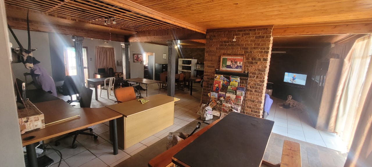 5 Bedroom Property for Sale in Trim Park Limpopo