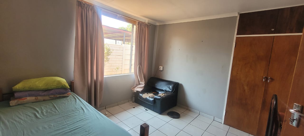 5 Bedroom Property for Sale in Trim Park Limpopo