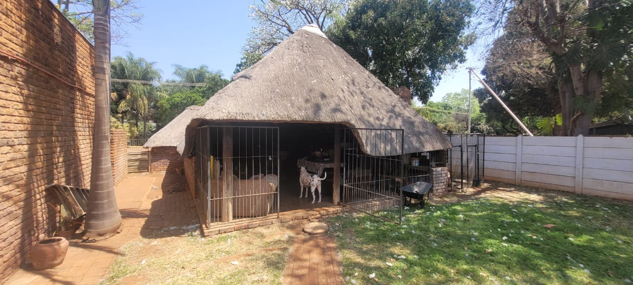 5 Bedroom Property for Sale in Trim Park Limpopo