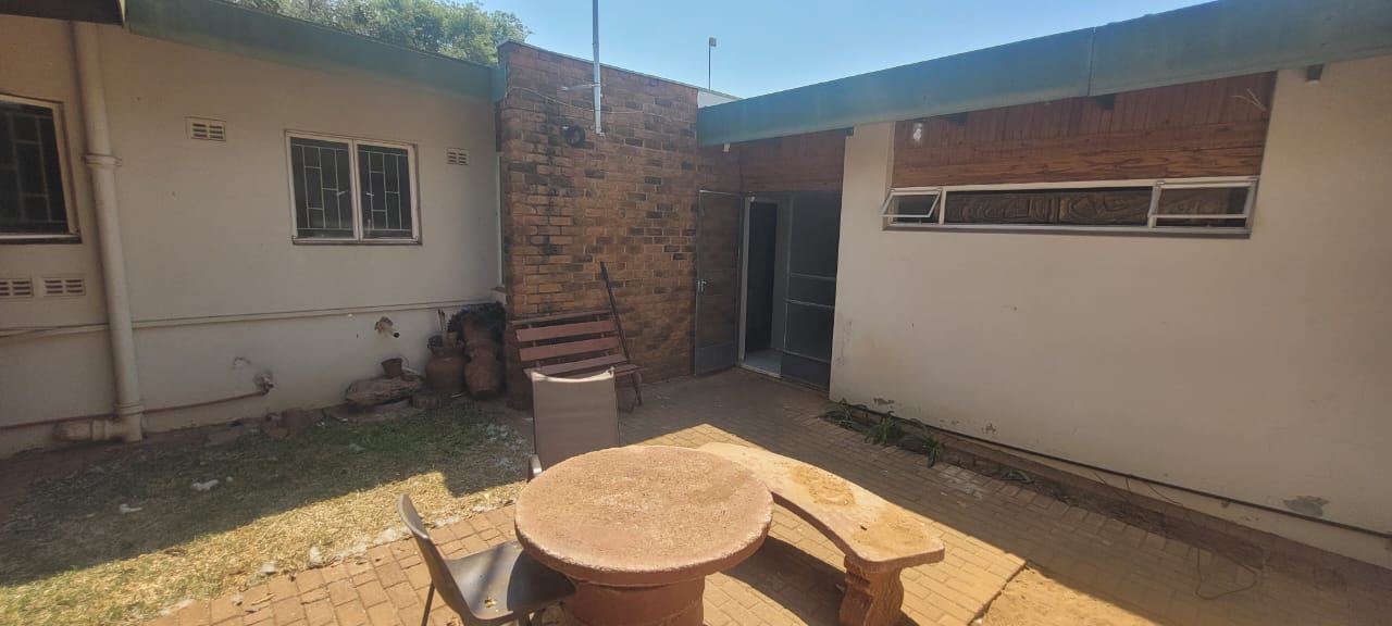 5 Bedroom Property for Sale in Trim Park Limpopo