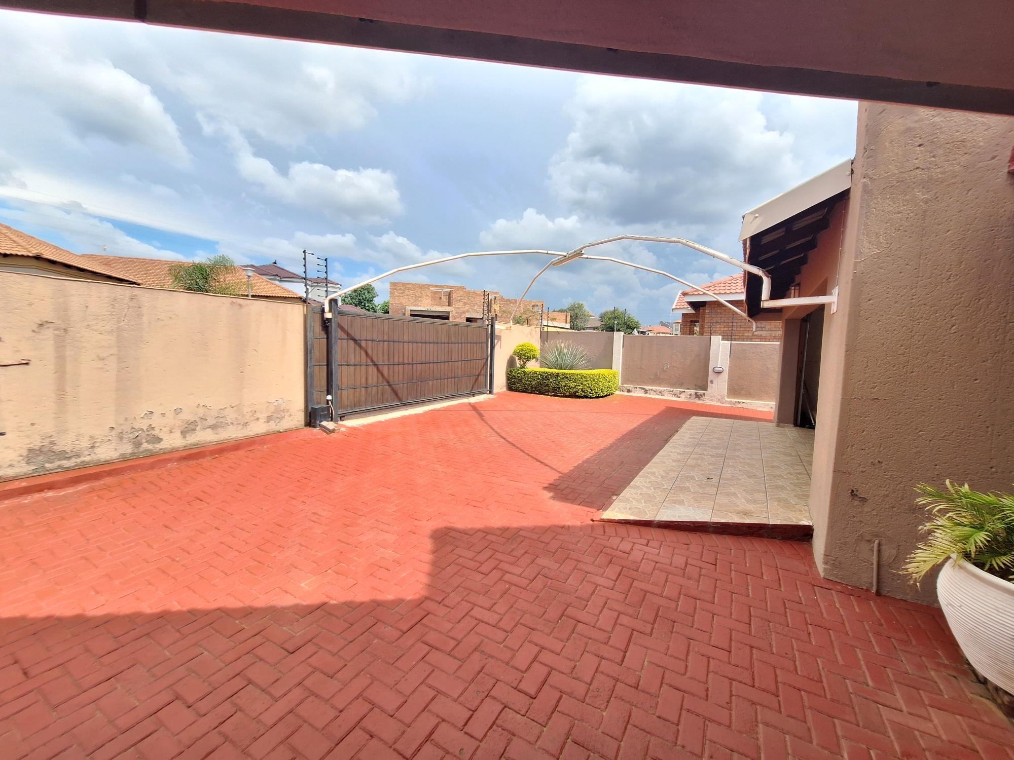 4 Bedroom Property for Sale in Bendor Limpopo