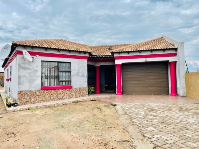 3 Bedroom Property for Sale in Mahlako-A-Phahla Gardens Limpopo