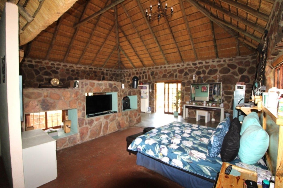 7 Bedroom Property for Sale in Vaalwater Limpopo