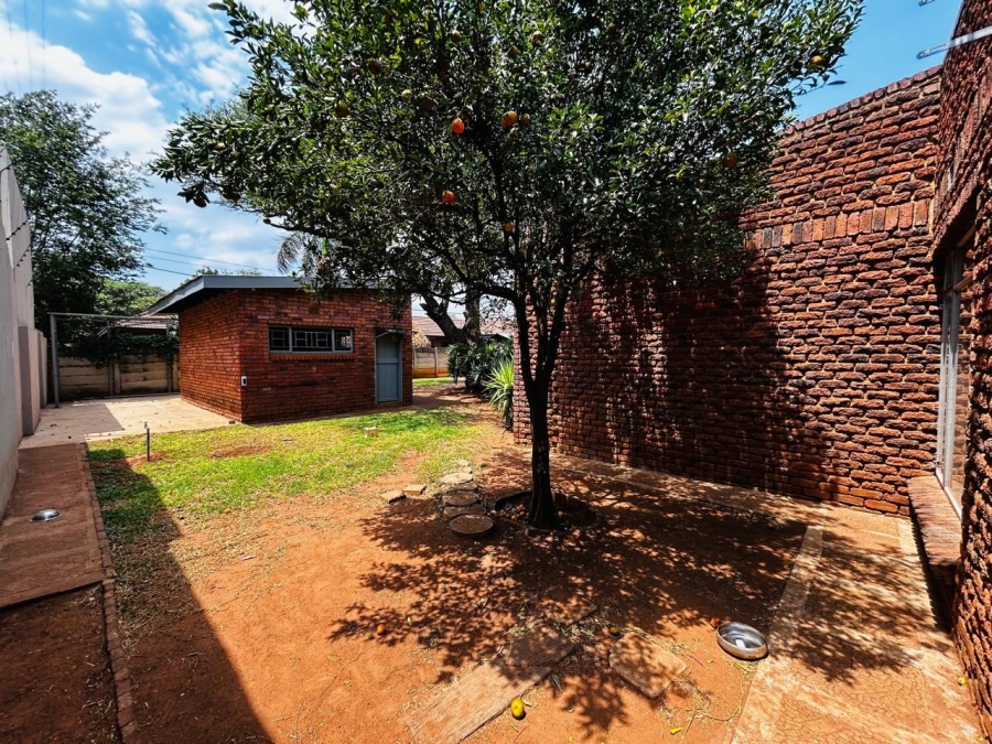 4 Bedroom Property for Sale in Chroompark Limpopo