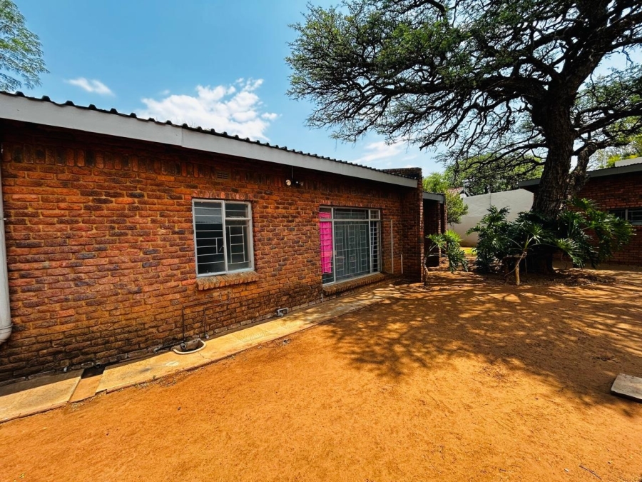 4 Bedroom Property for Sale in Chroompark Limpopo