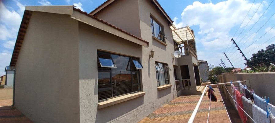 3 Bedroom Property for Sale in Thornhill Limpopo