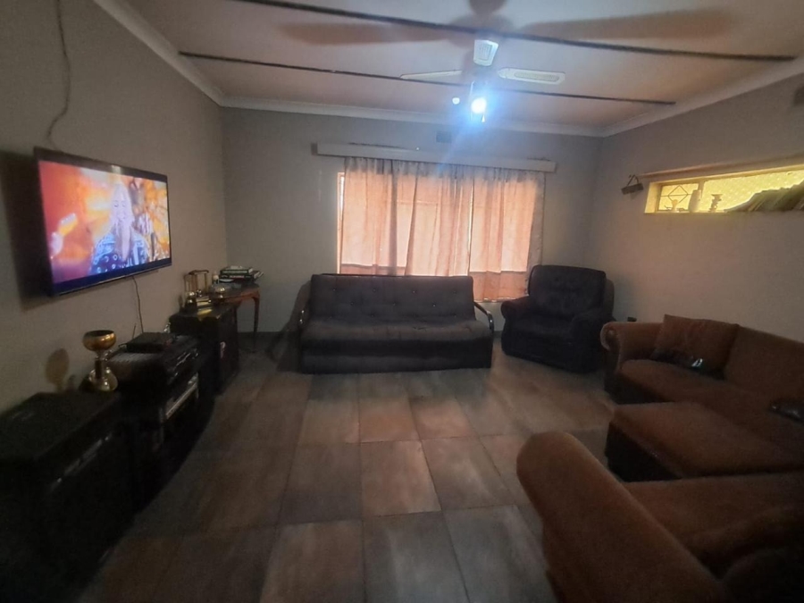 7 Bedroom Property for Sale in Mokopane Central Limpopo