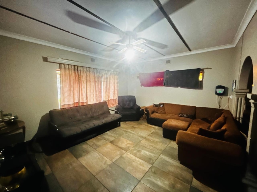 7 Bedroom Property for Sale in Mokopane Central Limpopo