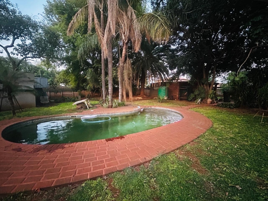 7 Bedroom Property for Sale in Mokopane Central Limpopo