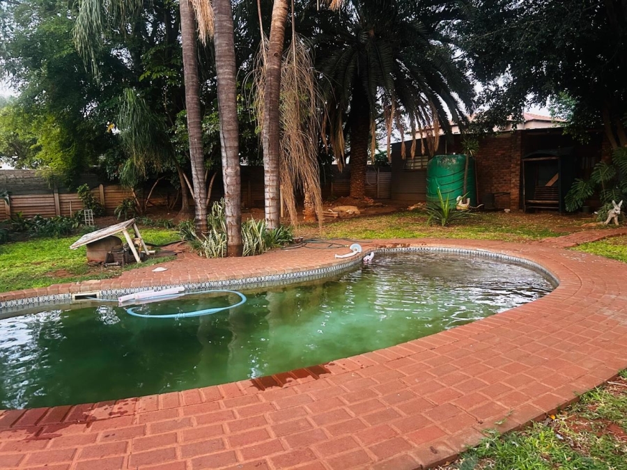 7 Bedroom Property for Sale in Mokopane Central Limpopo