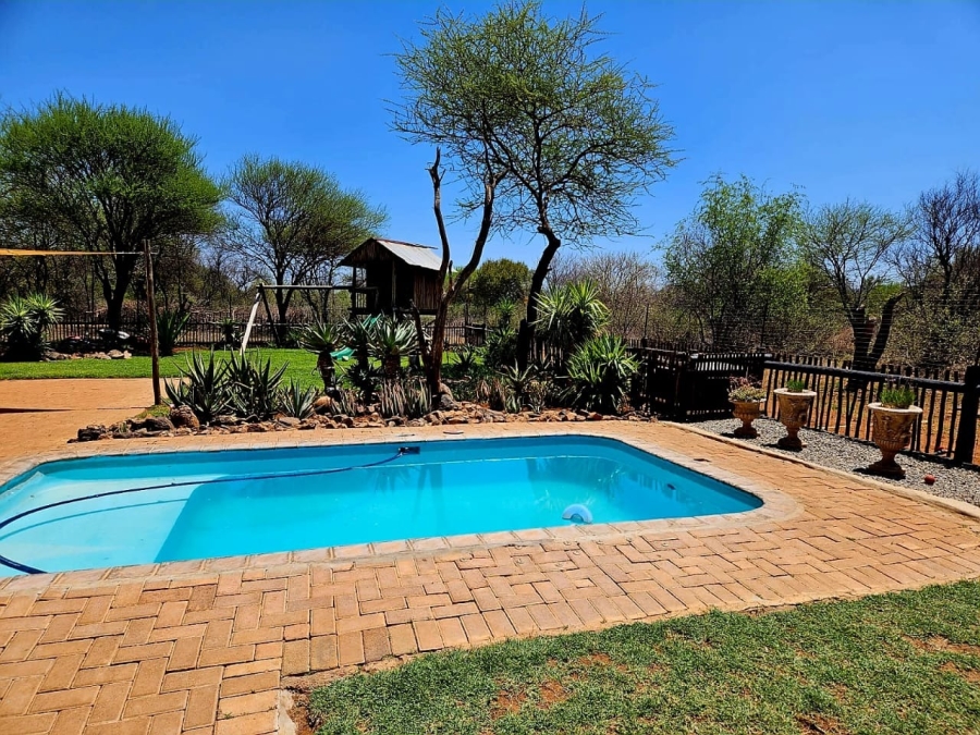 6 Bedroom Property for Sale in Thabazimbi Limpopo