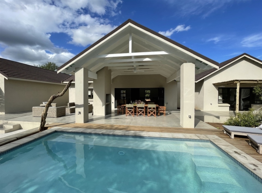 5 Bedroom Property for Sale in Moditlo Wildlife Estate Limpopo