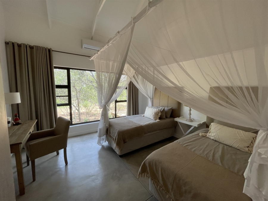 5 Bedroom Property for Sale in Moditlo Wildlife Estate Limpopo