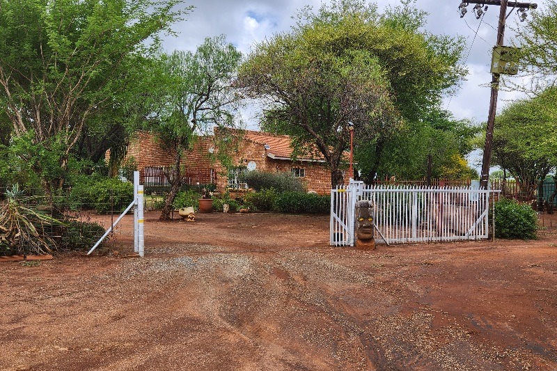 Commercial Property for Sale in Wilderbeestaagte SH Limpopo