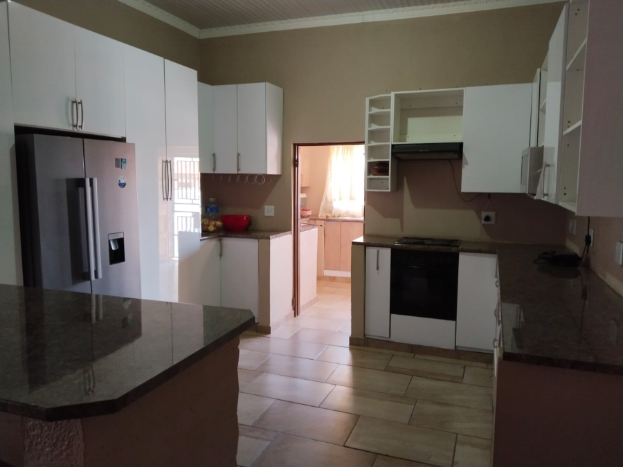 3 Bedroom Property for Sale in Nirvana Limpopo