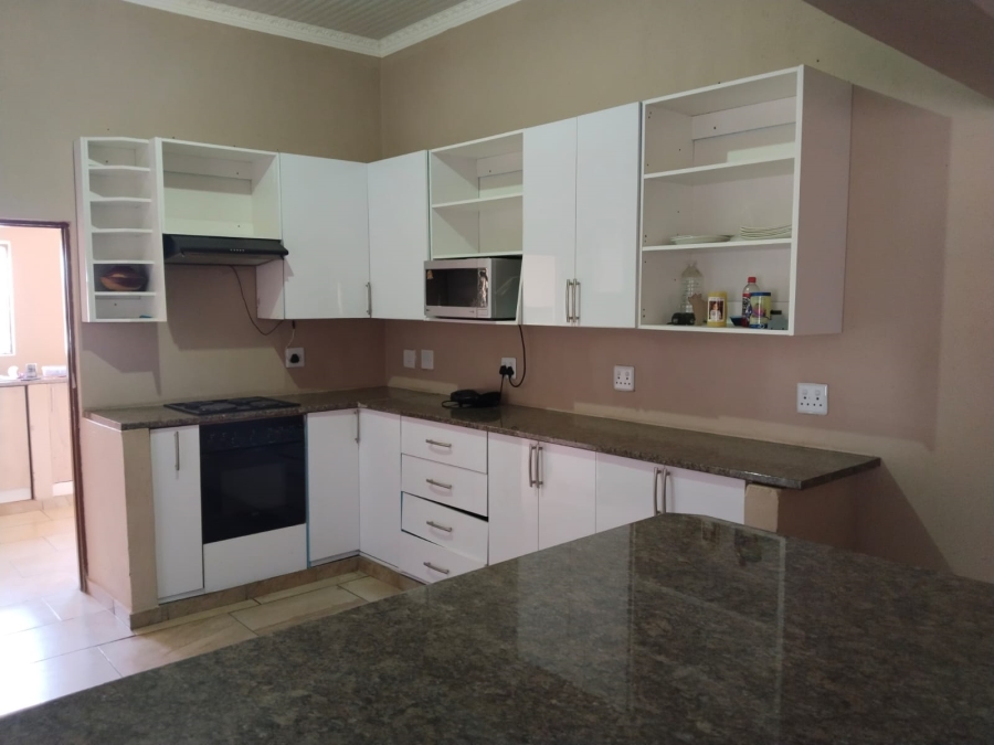 3 Bedroom Property for Sale in Nirvana Limpopo