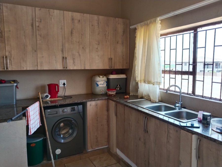 3 Bedroom Property for Sale in Nirvana Limpopo