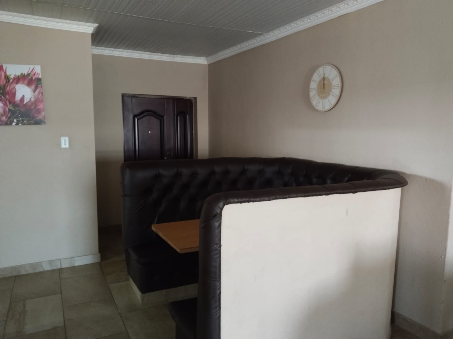 3 Bedroom Property for Sale in Nirvana Limpopo