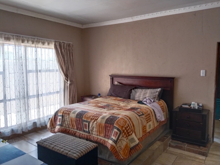 3 Bedroom Property for Sale in Nirvana Limpopo