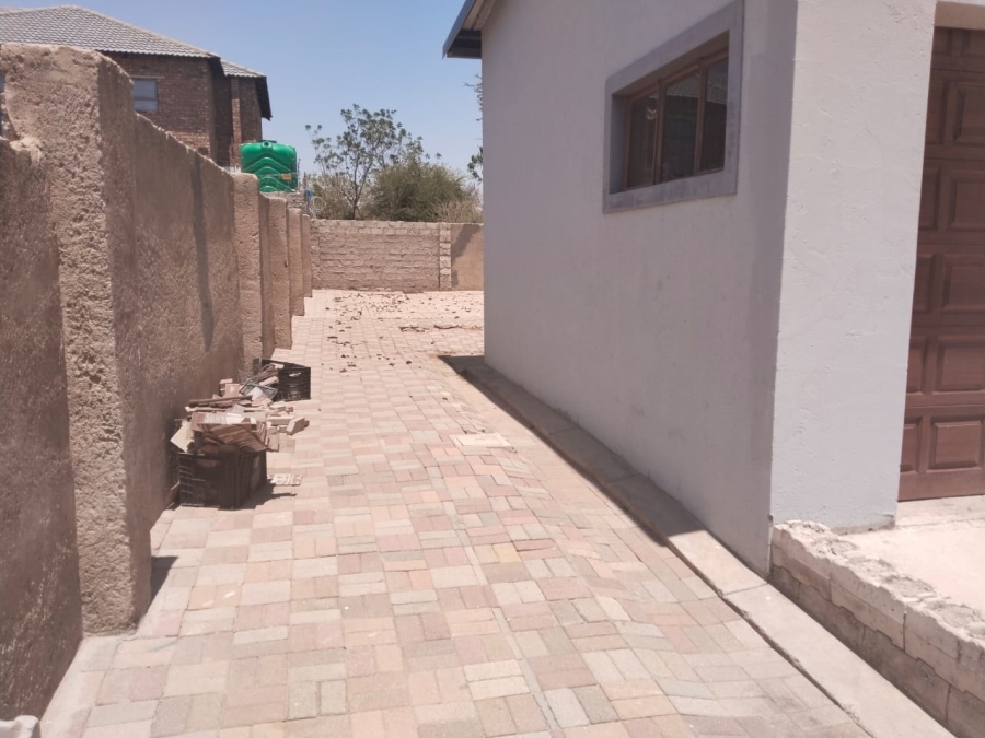 3 Bedroom Property for Sale in Nirvana Limpopo