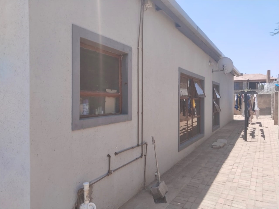 3 Bedroom Property for Sale in Nirvana Limpopo