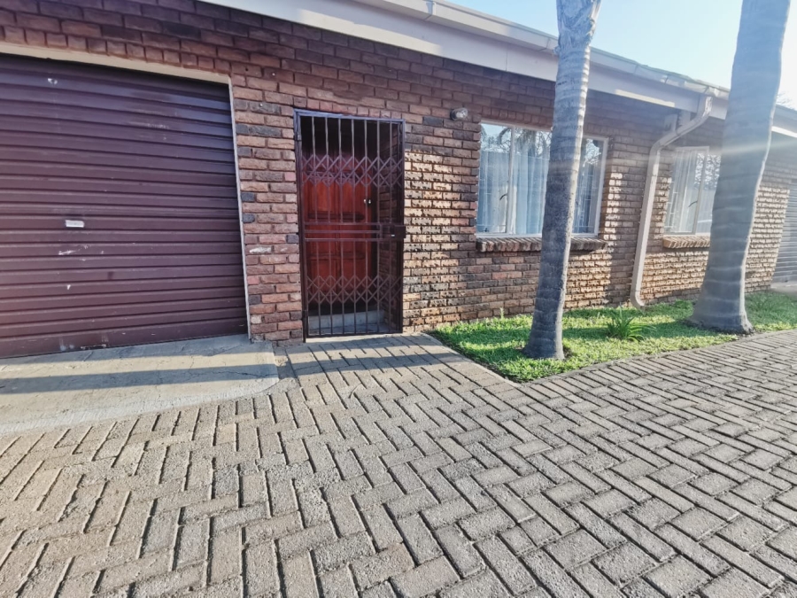 2 Bedroom Property for Sale in Fauna Park Limpopo