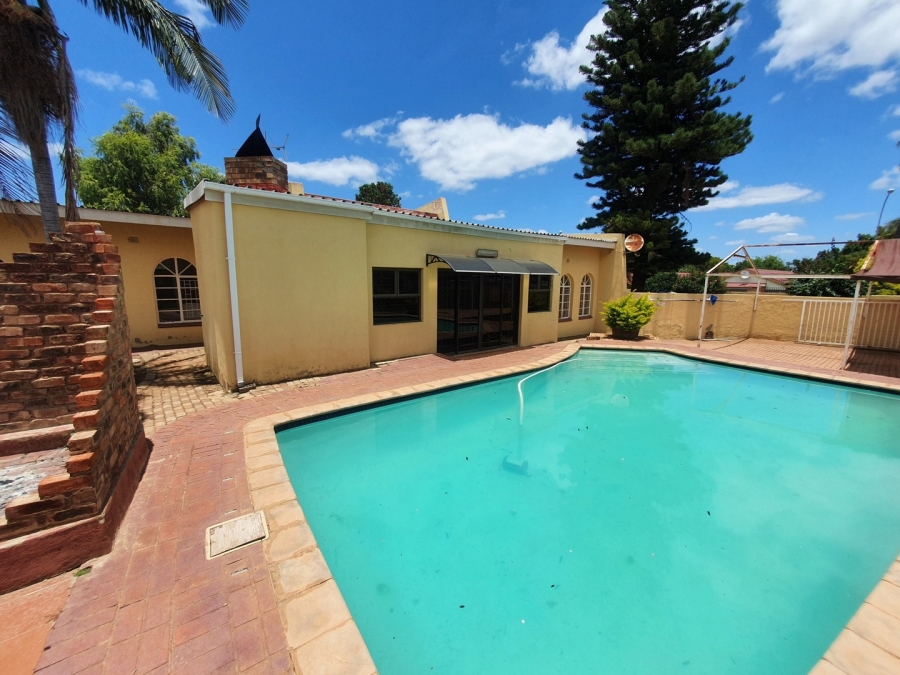 4 Bedroom Property for Sale in Sterpark Limpopo