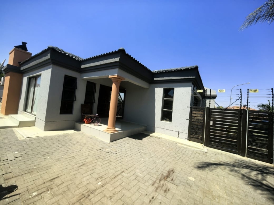 3 Bedroom Property for Sale in Seshego Limpopo