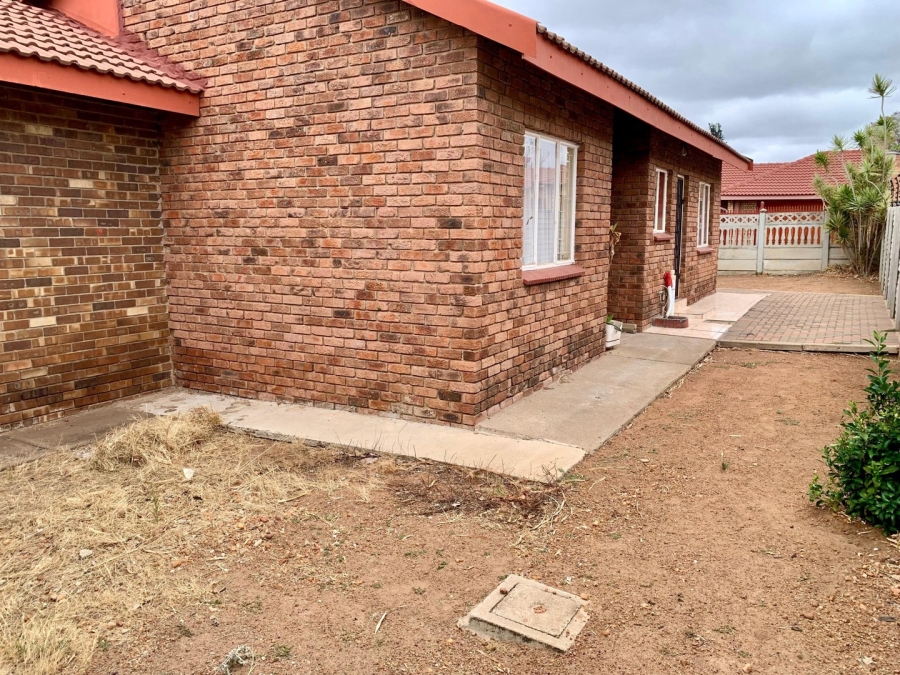 3 Bedroom Property for Sale in Bendor Limpopo